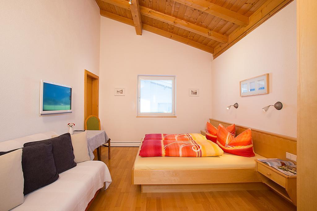 Appartement Aqua Längenfeld Zimmer foto